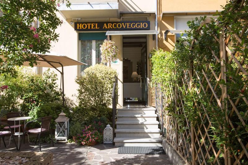 Hotel Arcoveggio ボローニャ エクステリア 写真